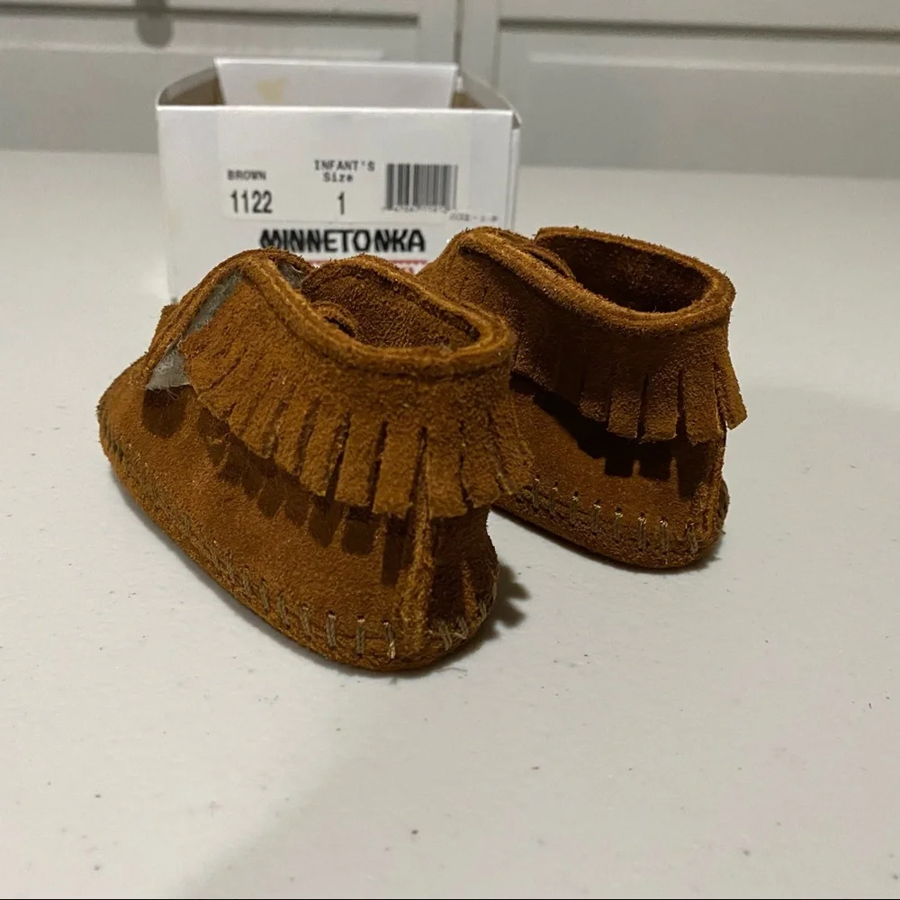 Minnetonka Infant Front Strap Bootie Moccasins - Size 1